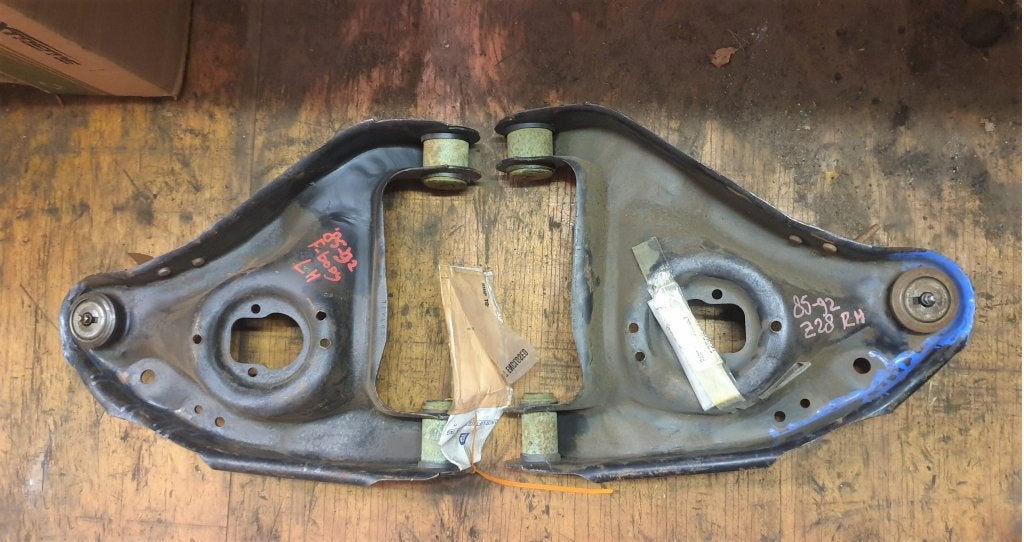 Chevrolet Camaro/Firebird NOS draagarm 1985-1992, Info@kwparts.com, Nieuw, Ophalen of Verzenden, KWparts