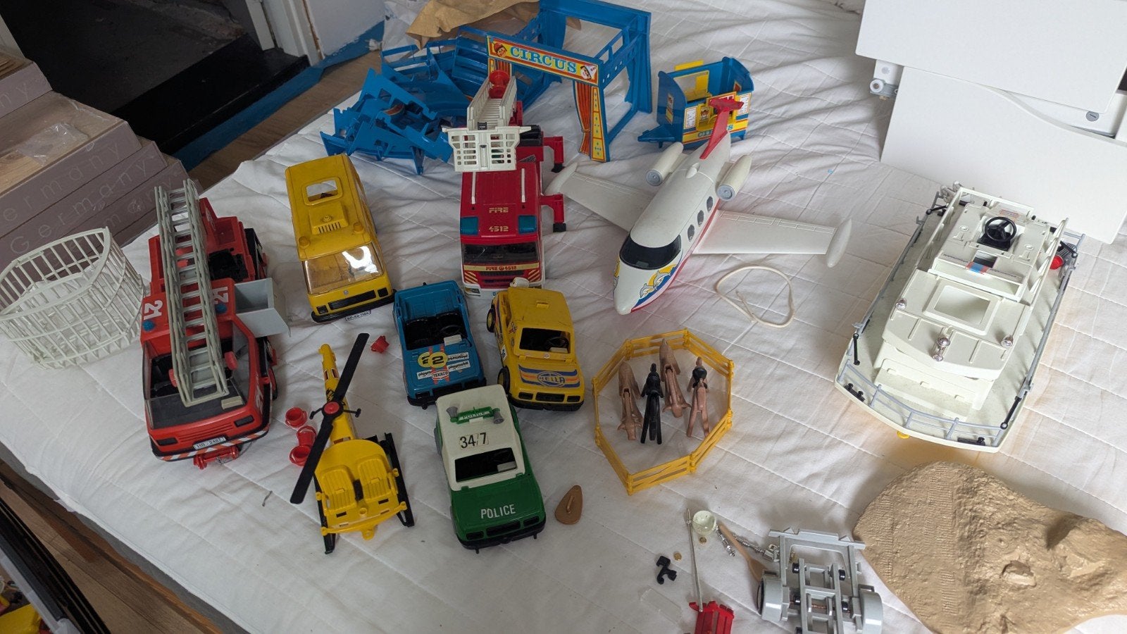 Grote Playmobil collectie: voertuigen, figuren en meer!, Ophalen of Verzenden, Gebruikt, Jongen of Meisje