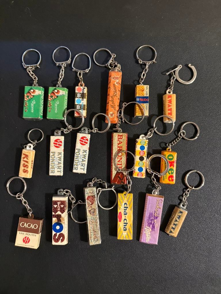 18 sleutelhangers chocolade, Ophalen of Verzenden, Zo goed als nieuw