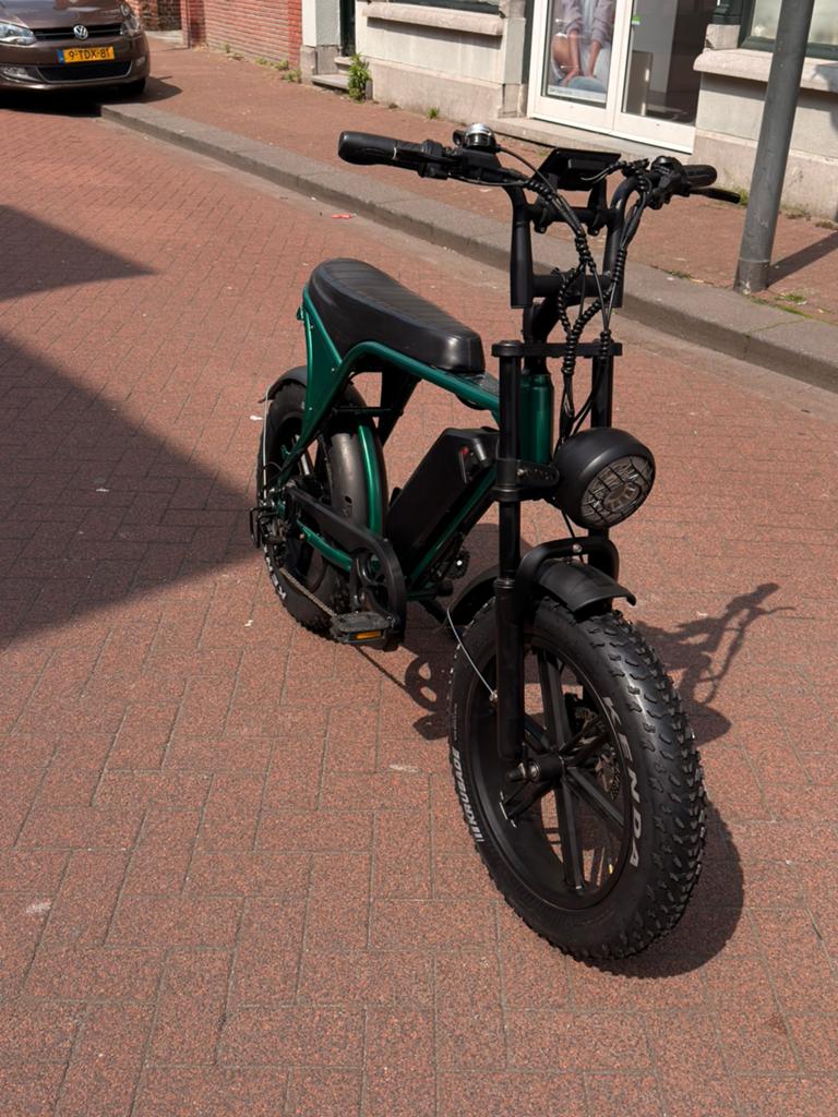 Fatbike v8, Fietsen en Brommers, Elektrische fietsen, Ophalen, Zo goed als nieuw, Overige merken