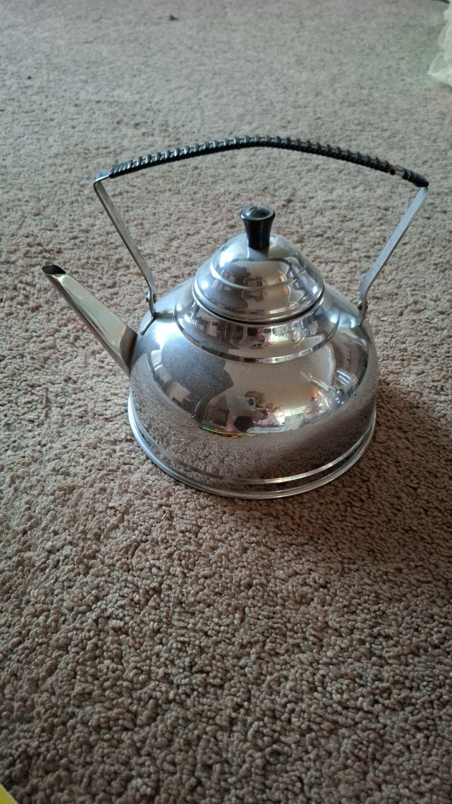 Glanzende roestvrijstalentheepot in de vorm van. fluitketel, Theepot/fluitketel, Gebruikt, Zilver, Ophalen of Verzenden
