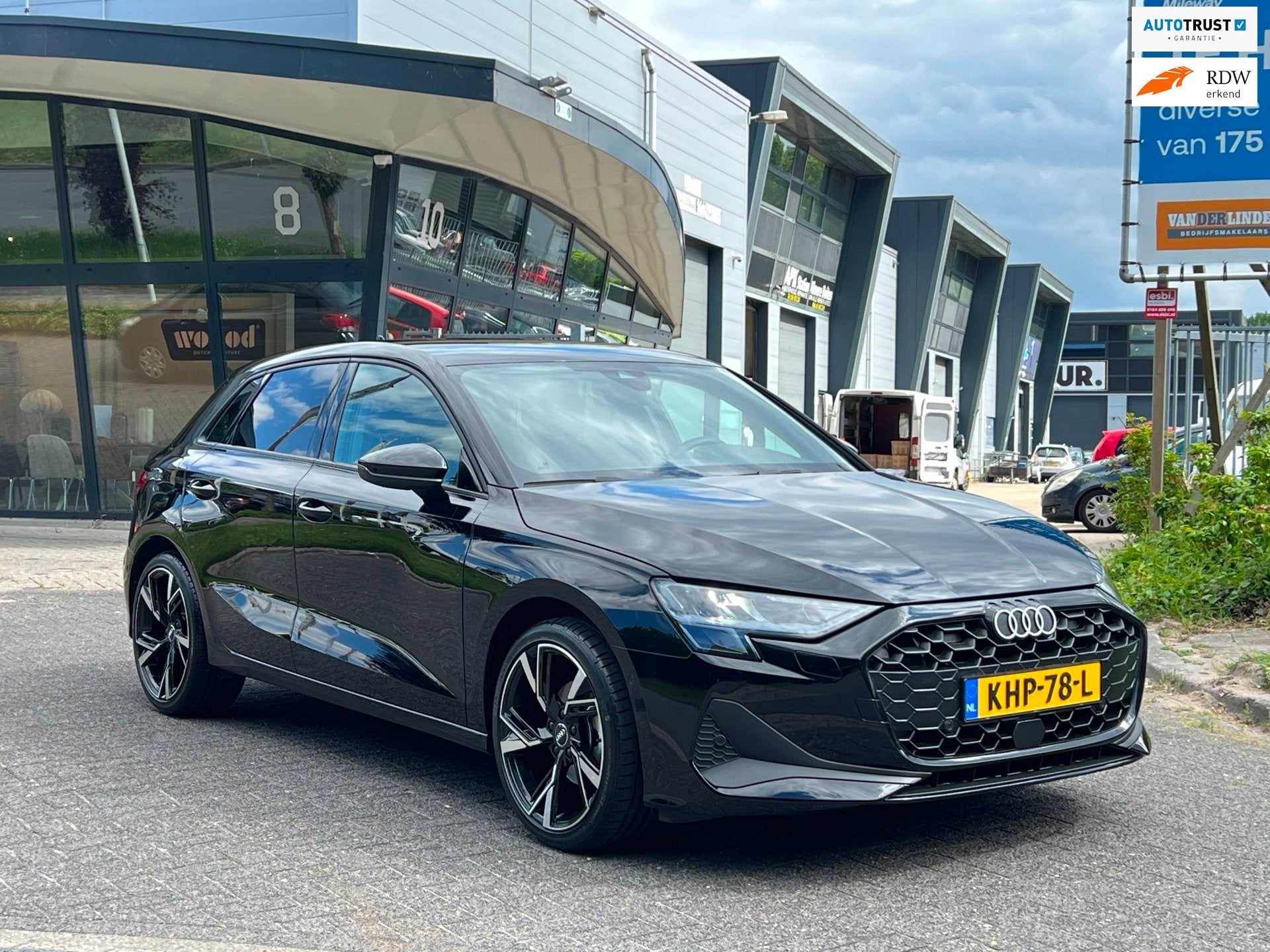 Audi A3 SPORTBACK 35 7-S Tronic TFSI Navi Carplayy, Auto's, Dealer onderhouden, 4 cilinders, Zwart, Bedrijf