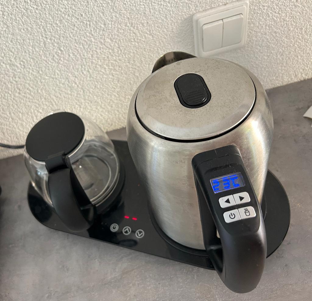 Electric kettle + tea maker with temperature control, 1 tot 2 liter, Ophalen, Gebruikt, Rvs