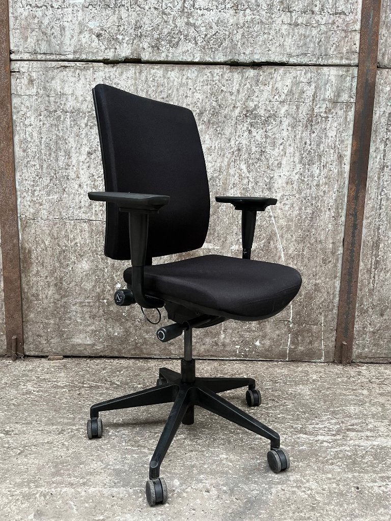 Ergonomische tweedehands bureaustoel A340 - EN1335 4D pads, Ophalen of Verzenden, Ergonomisch, Gebruikt, Zwart
