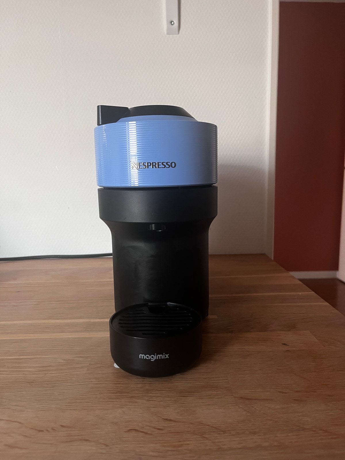 Nespresso Vertuo Next Magimix Koffiemachine + capsules, Koffiepads en cups, Koffiemachine, Ophalen of Verzenden, Zo goed als nieuw