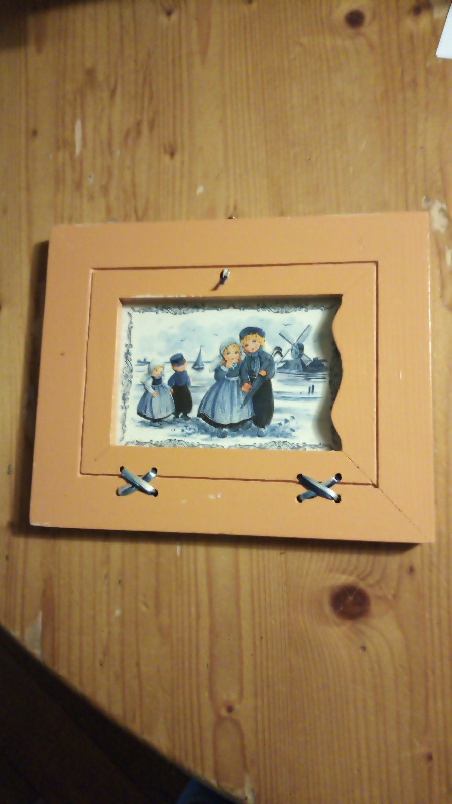 Lijst met kinderen in klederdracht 20x16 cm, Ophalen of Verzenden, Minder dan 50 cm, Schilderij