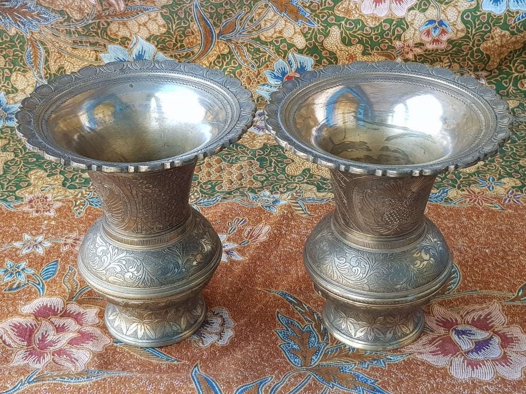 Mooi stel zware antieke Oosterse vazen van koper 16,2 cm., Ophalen of Verzenden