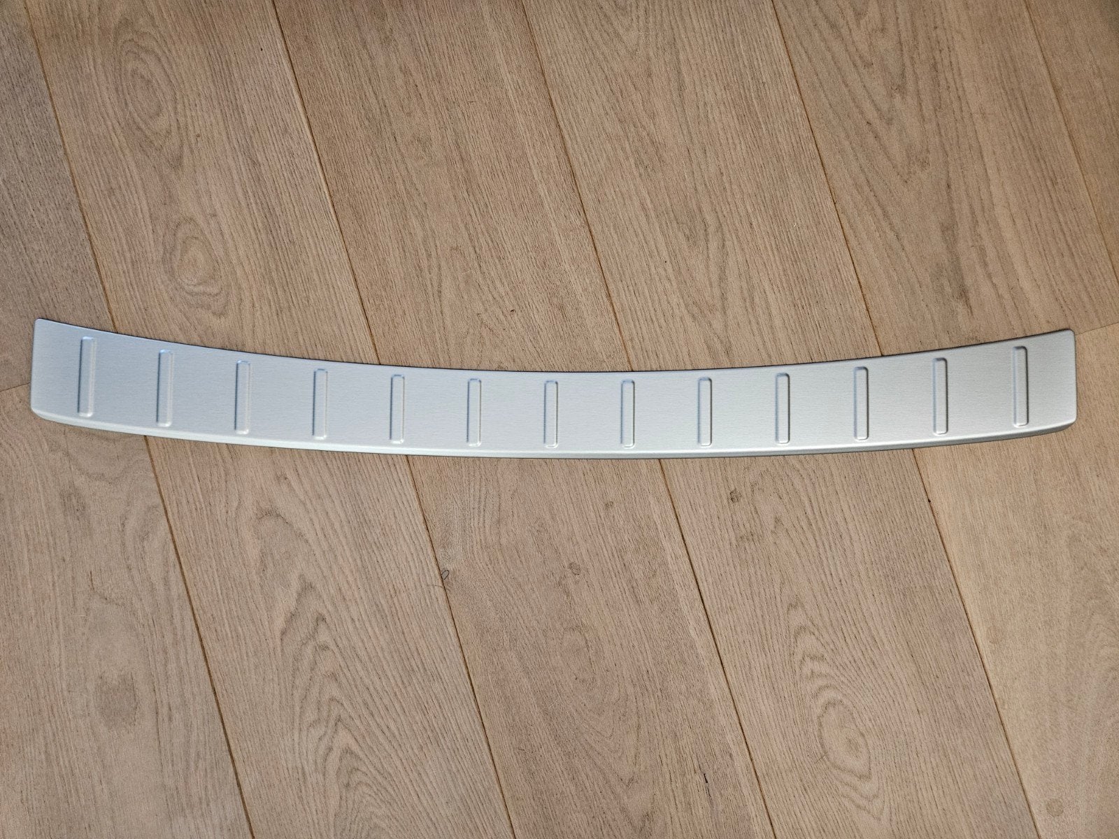 VW Passat Variant achterbumper beschermstrip, Auto-onderdelen, Volkswagen, Nieuw, Ophalen of Verzenden, Achter