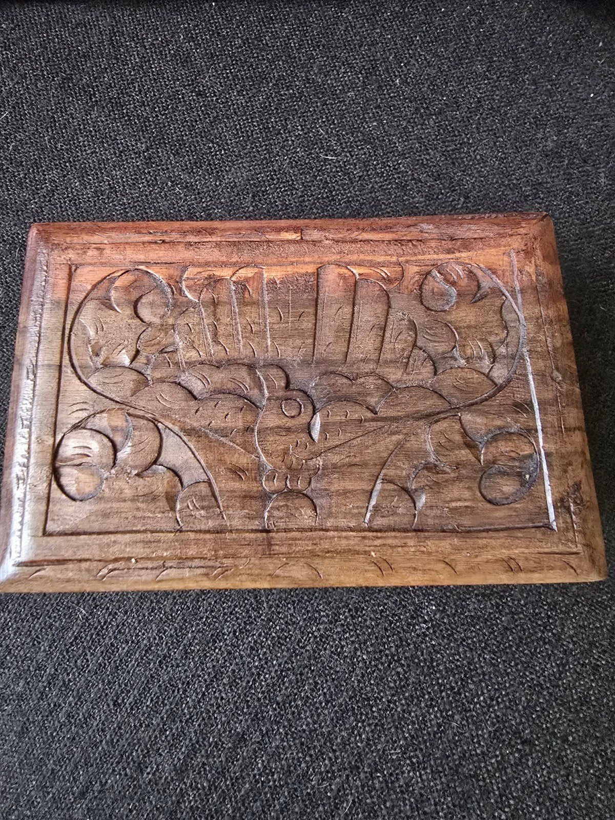 mooi hand gesneden doosje, Ophalen of Verzenden