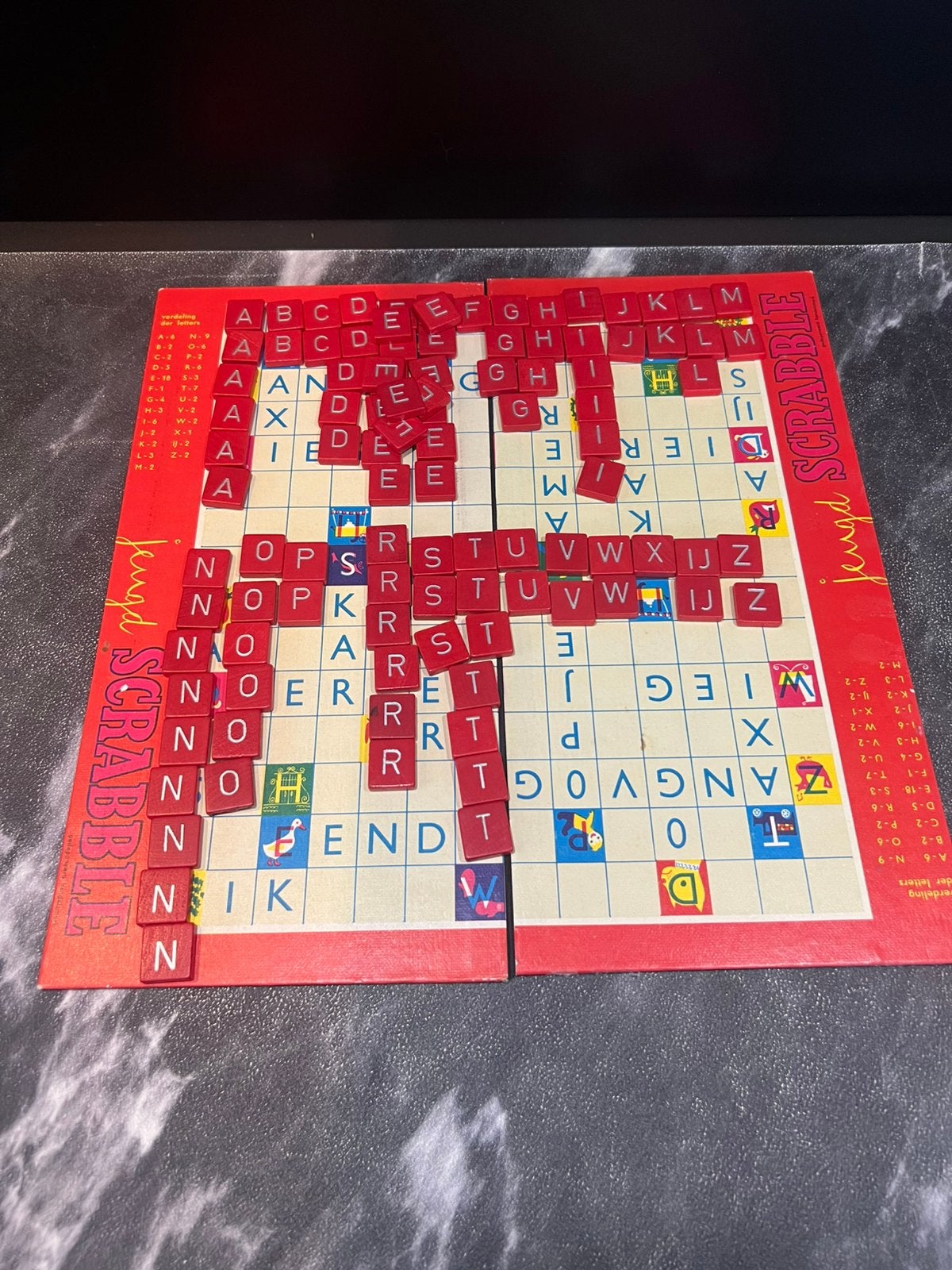 Scrabble junior, Ophalen of Verzenden, Zo goed als nieuw