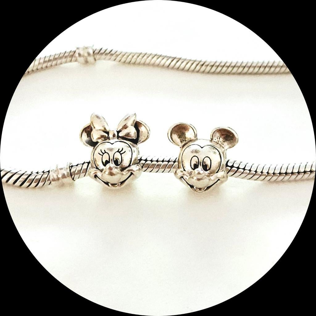 Pandora Disney Mickey en Minnie Mouse 791586 791587 /retired, Pandora, Ophalen of Verzenden, Zo goed als nieuw, 2 of 3 bedels