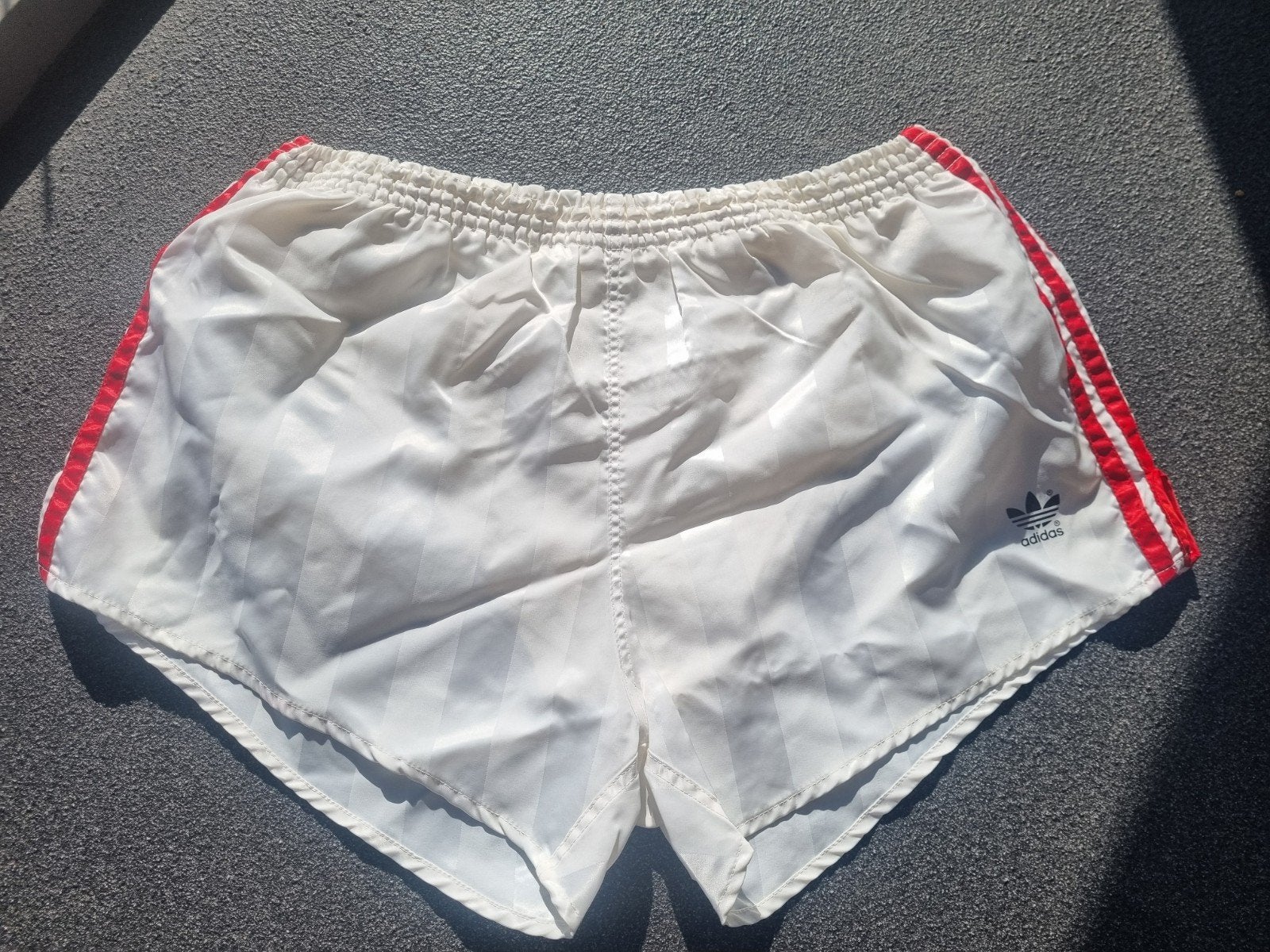 Adidas vintage sportbroekje., Wit, Maat 56/58 (XL), Ophalen of Verzenden, Zo goed als nieuw