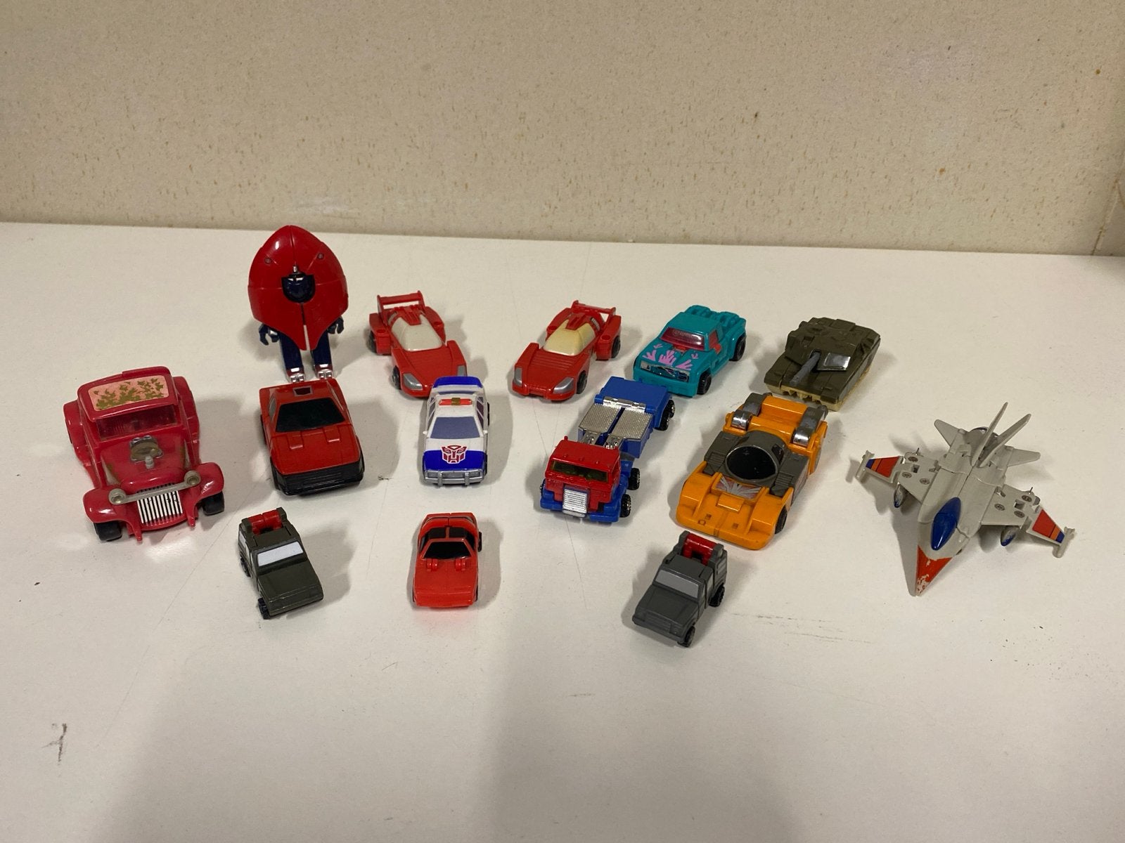 Vintage G1 Transformers Minibots & Micromasters set, Verzamelen, Transformers, Gebruikt, Hasbro Takara, 3333 West Empire Ave., Burbank, CA 91505, USA