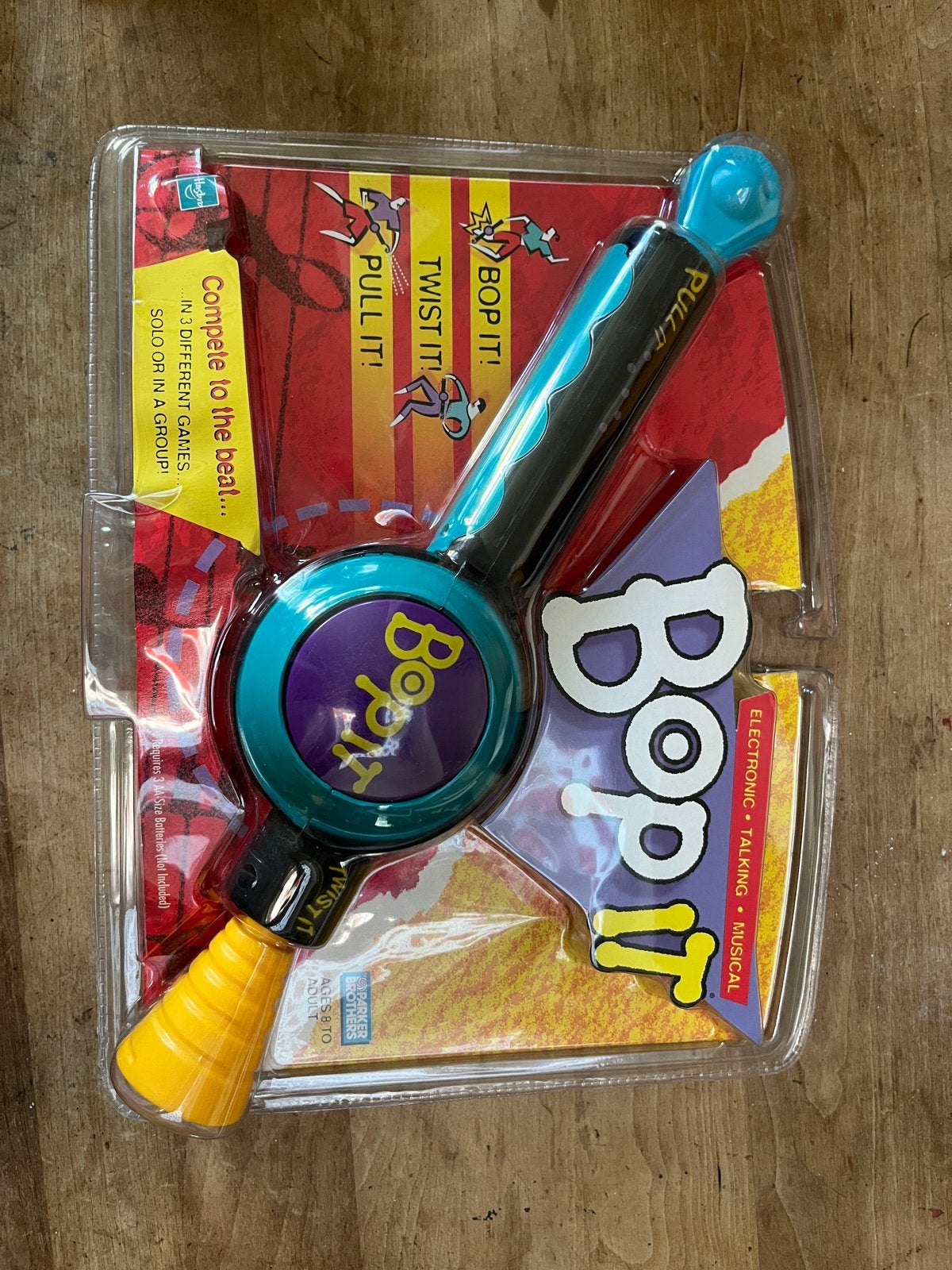 Bop It! Elektronisch Spel - 1999, Nieuw in Verpakking, Verzamelen, Speelgoed, Ophalen of Verzenden, Nieuw