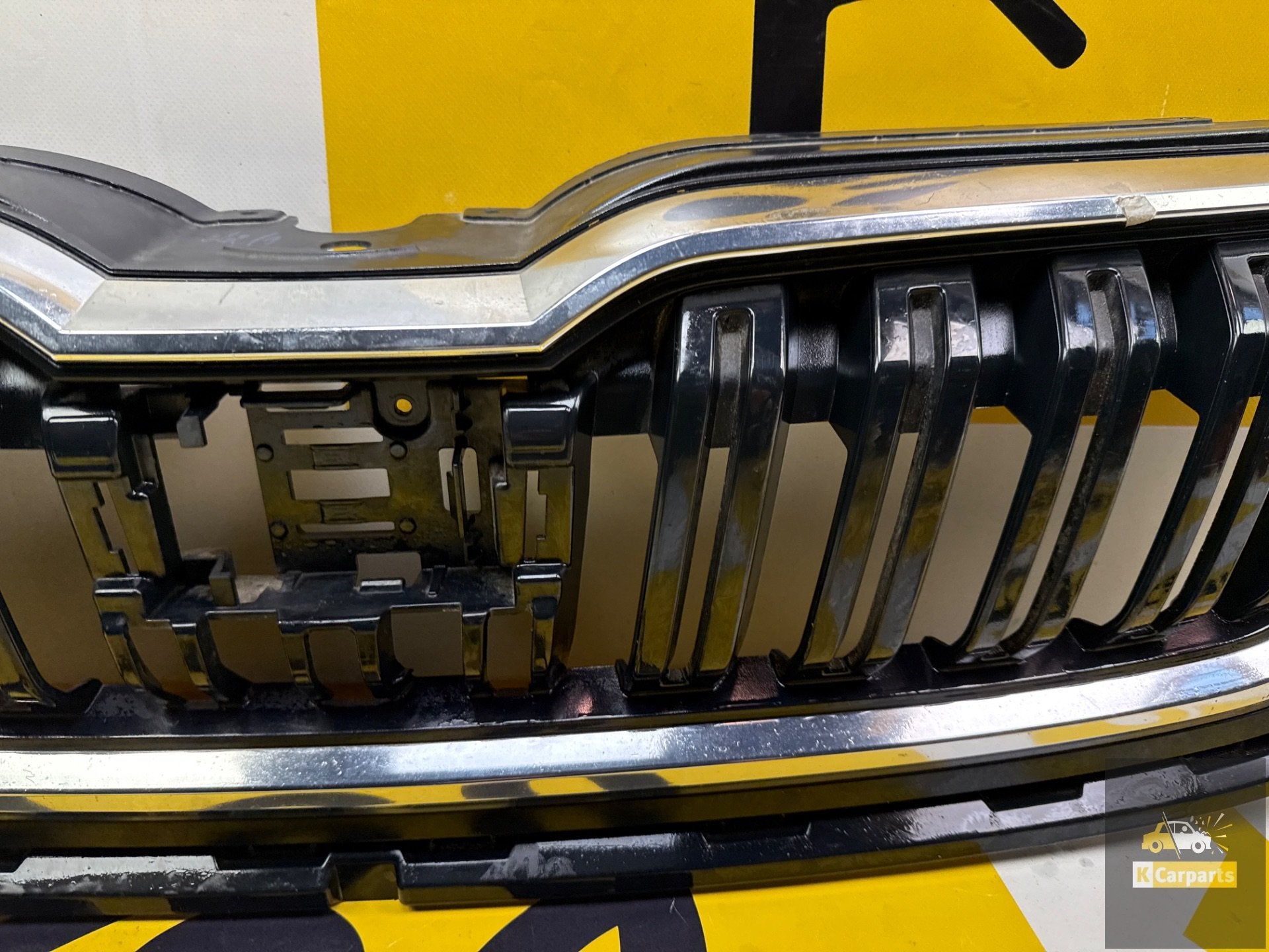 Skoda Octavia 4 Grill Origineel IV 5E3 19-5E3 Grill, Voor, Skoda, Bumper, Skoda Auto a.s.