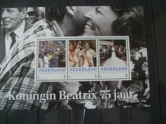 Mooie serie Beatrix 4 velletjes, Verzenden, Na 1940, Postfris