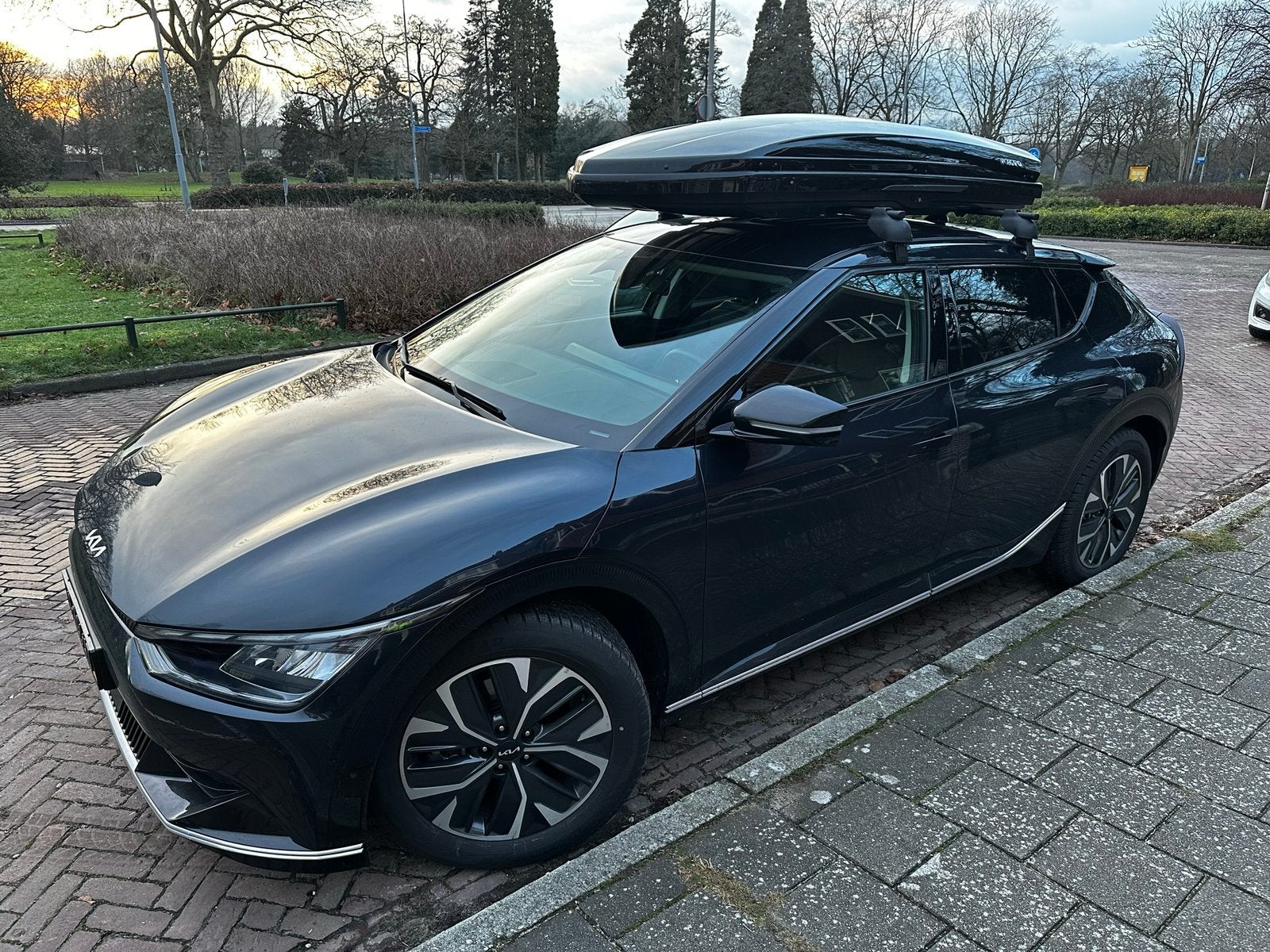 Dakkoffer + dakdragers huren Nijmegen | Compleet vanaf €60, Auto diversen, Dakkoffers, Ophalen, Zo goed als nieuw