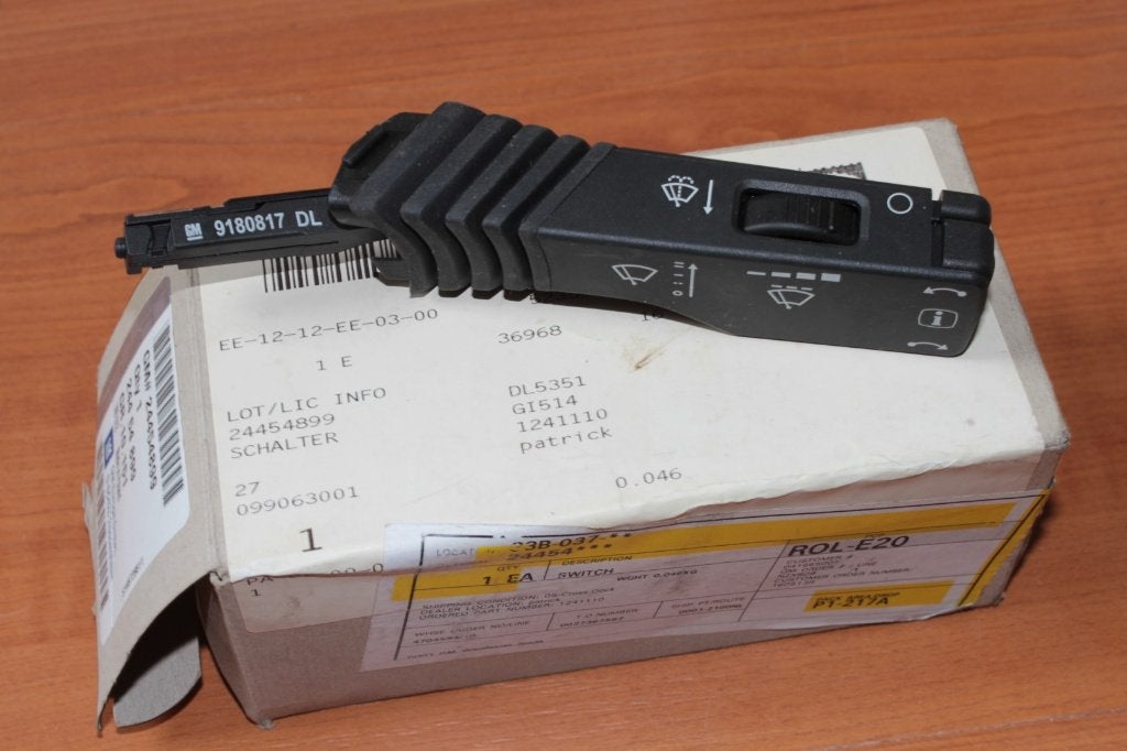 Opel Vectra C schakelaar ruitenwisser met info-knop nieuw, Ophalen, Nieuw, Opel