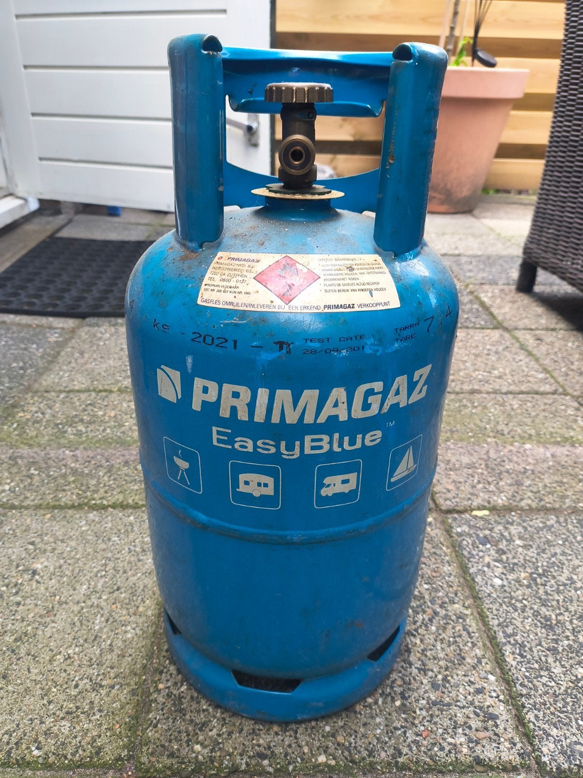 Camping gasfles, Ophalen, Zo goed als nieuw
