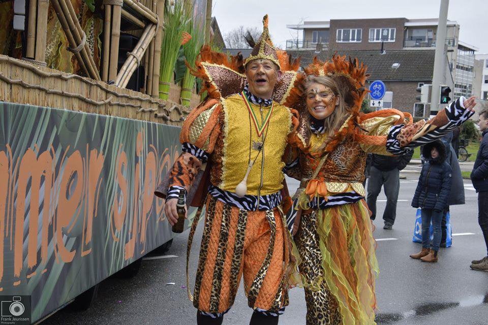 Prijswinnende kostuums voor Carnaval of feest, Ophalen, Carnaval, Maat 42/44 (L), Kleding