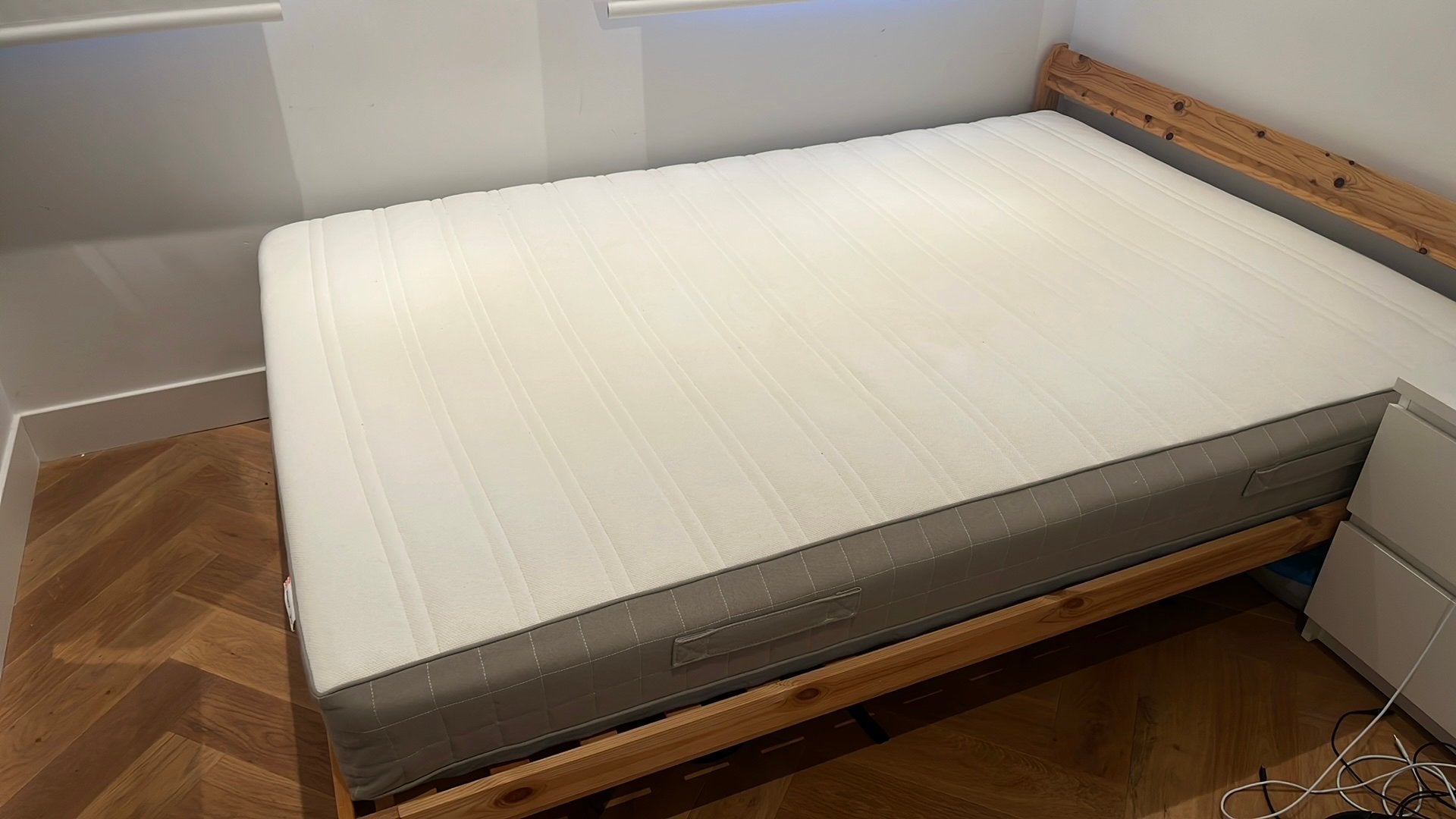Mattress model Hamarvik ikea 140x200 excellent condition, Ophalen, Zo goed als nieuw, Tweepersoons, 140 cm