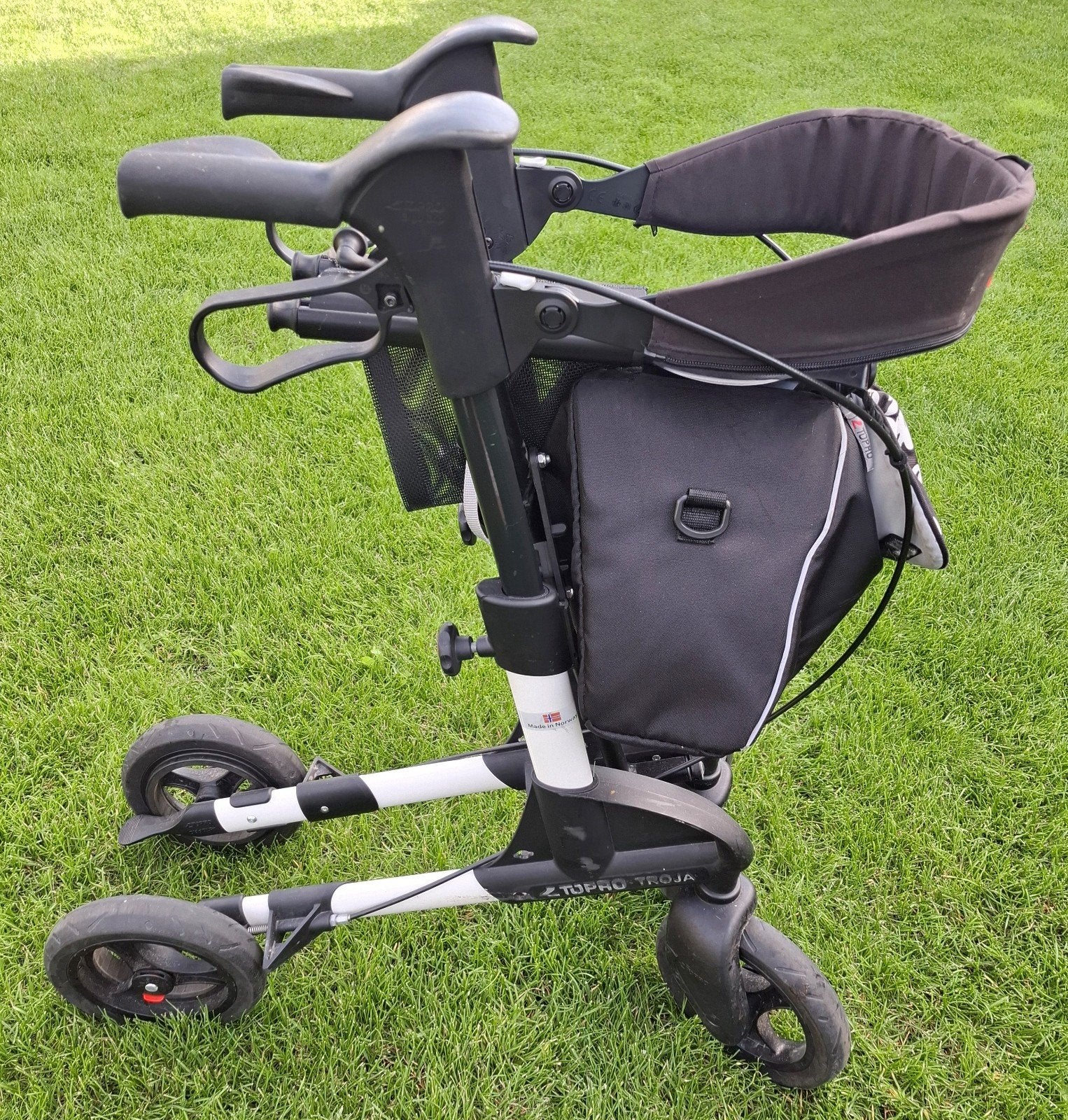 Topro Troja 2G inklapbare rollator maat S, Ophalen, Gebruikt