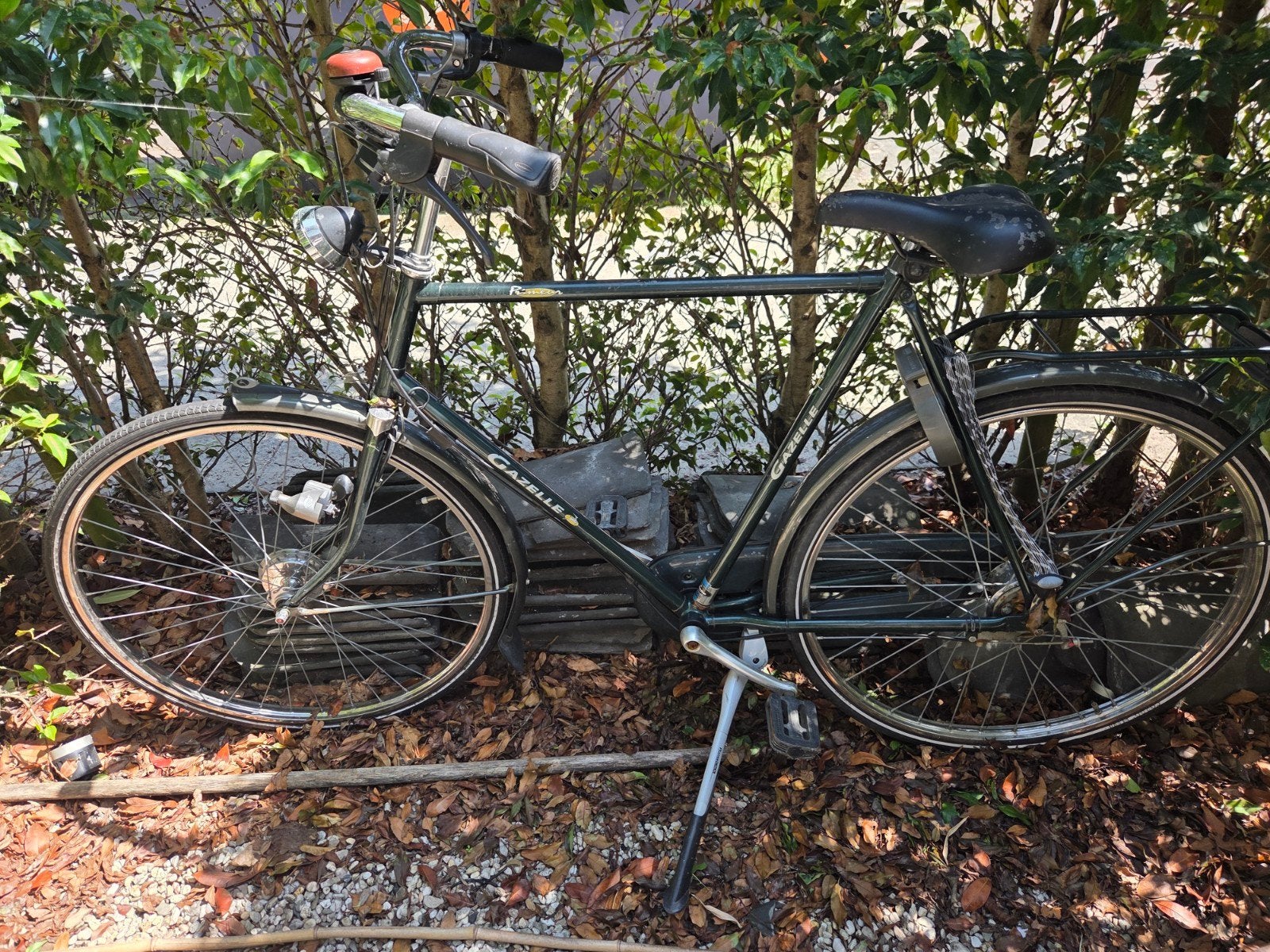 Gazelle fiets met kapotte achternaaf - voor onderdelen, Ophalen of Verzenden, Gebruikt, Gazelle, Staal