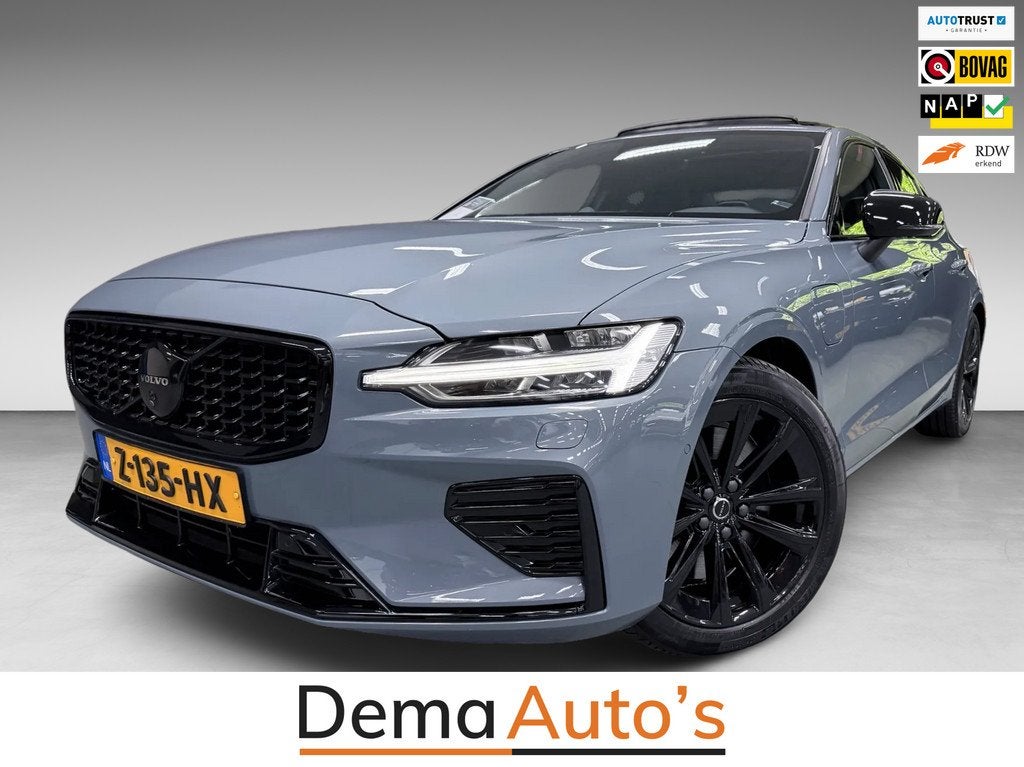 Volvo S60 2.0 T6 AWD R-DESIGN BLACK-LINE PANO/B&W/LEDER/H-UP, Auto's, Volvo, Gebruikt, 4 cilinders, S60, Bedrijf