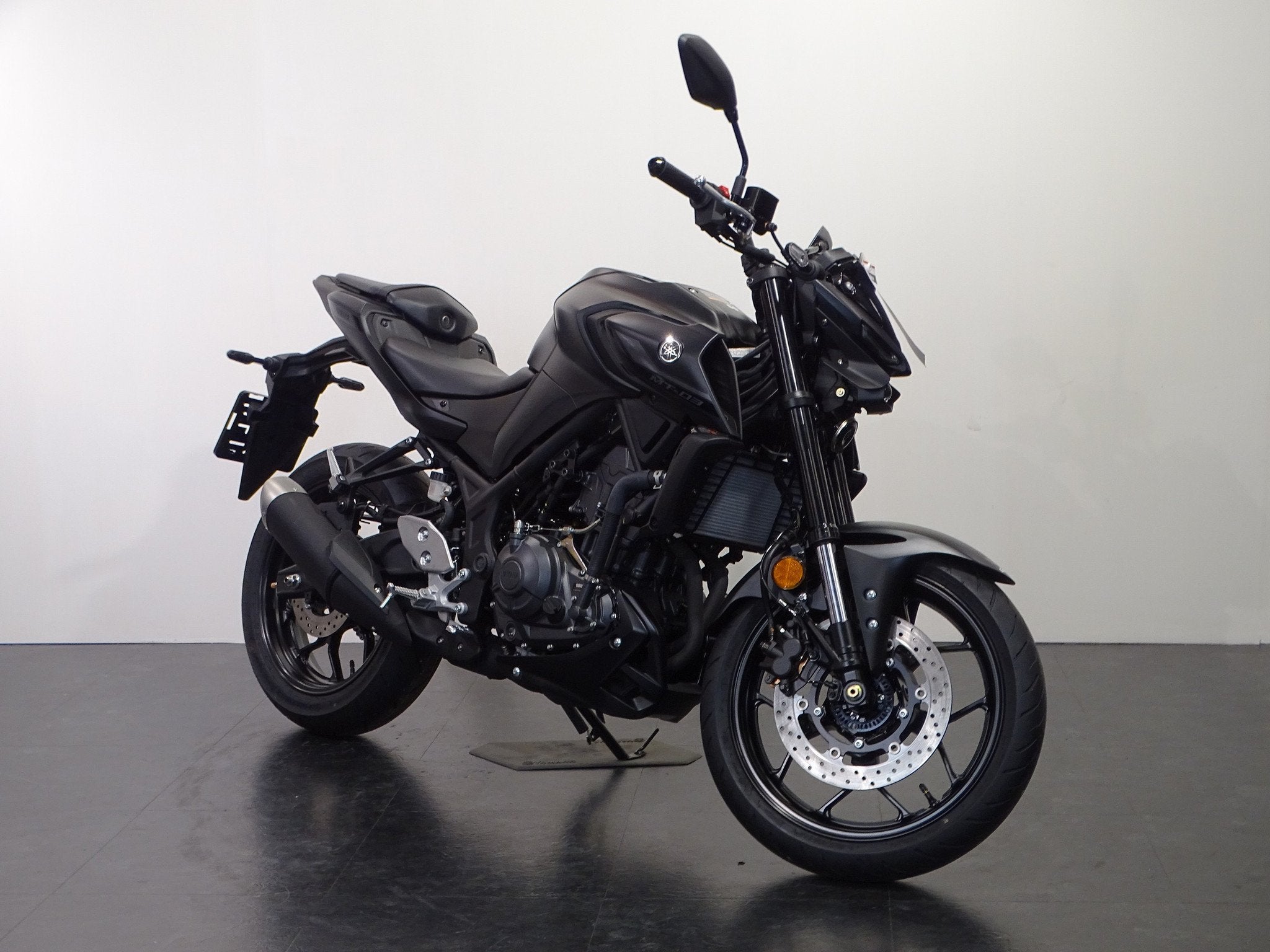 Yamaha MT 03, Bedrijf, 12 t/m 35 kW, Naked bike