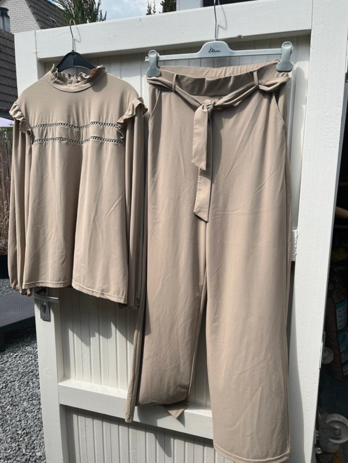 Mooie dunne Travelstof broek en shirt - Van van Mooij, Kleding | Dames, Ophalen of Verzenden, Zo goed als nieuw, Maat 42/44 (L)