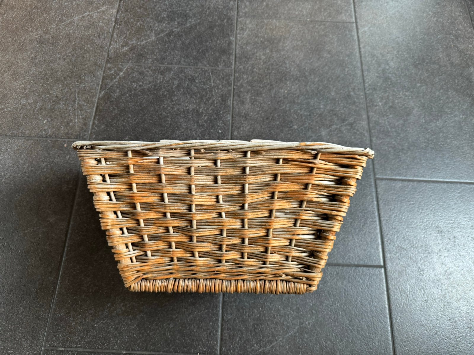 Leuke grote rieten fietsmand, Ophalen, Fietsmand