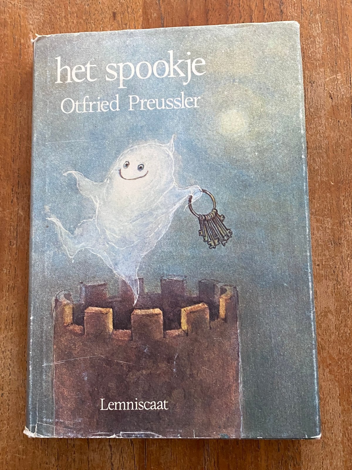 Het spookje - Otfried Preussler,  Lemniscaat 1986, Ophalen of Verzenden, Gelezen, Fictie algemeen