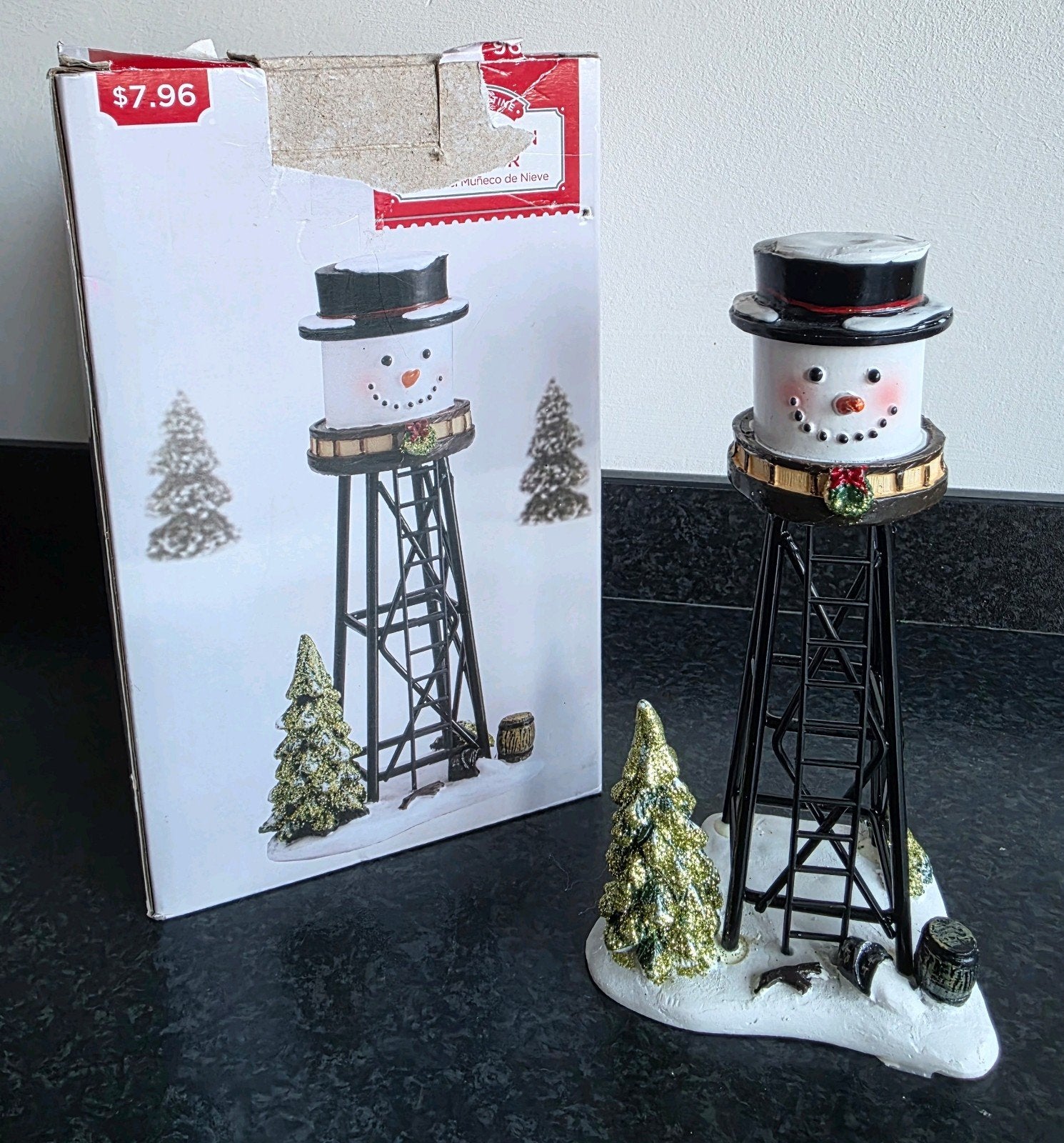 Amerikaans Walmart sneeuwpop watertoren kerstdorp figuur, Diversen, Ophalen, Gebruikt
