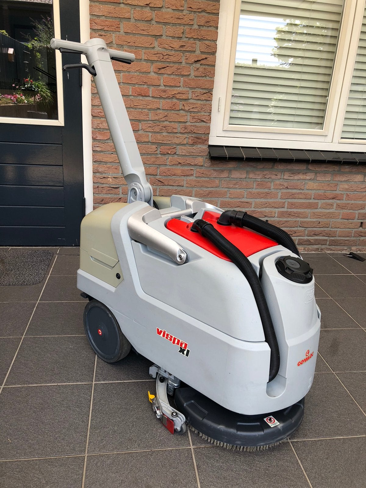 Comac Vispa XL industriële schrobmachine, Ophalen, Zo goed als nieuw