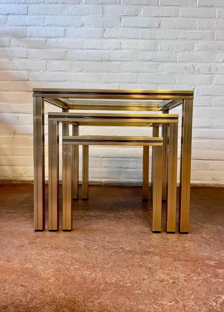 ✨ Pierre Vandel nesting tables set van 3 – Hollywood chic ✨, Minder dan 55 cm, Gebruikt, Metaal of Aluminium, Vierkant