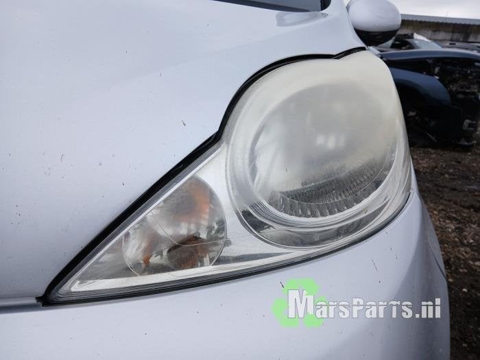 Koplamp links van een Peugeot 107, Gebruikt, -, -, Ophalen of Verzenden