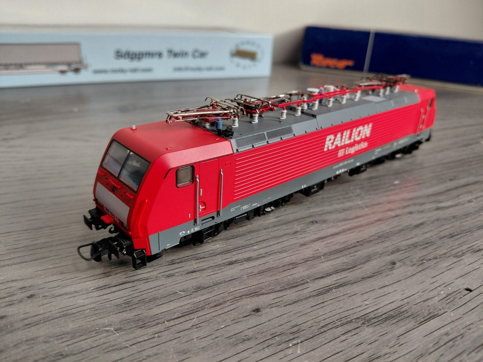 Roco BR189 Railion, Ophalen, Gelijkstroom, Analoog, Wagon
