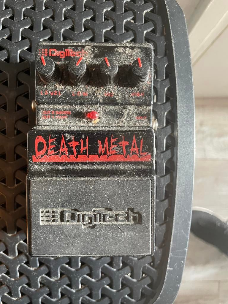 DigiTech Death Metal & BOSS DS-2 Turbo Distortion pedalen, Ophalen of Verzenden, Zo goed als nieuw, Zwart