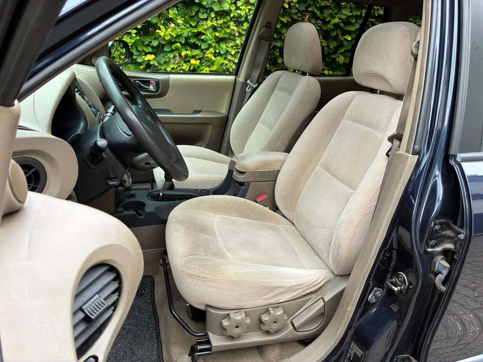 Hyundai Santa Fe 2.0i 16V LPG I Cruise Control I Navigatie, Auto's, Voorwielaandrijving, Gebruikt, 4 cilinders, 2000 kg