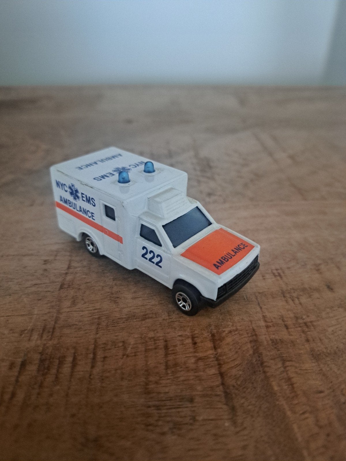Majorette model ambulance nyc schaal 1:60, Gebruikt, Frankrijk, Ophalen of Verzenden, N.b