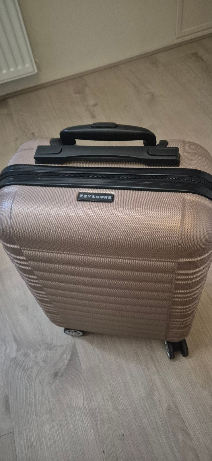 Trvlmore (Spinner)Handbagage Koffer, Sieraden, Tassen en Uiterlijk, Koffers, Ophalen of Verzenden, Hard kunststof, 50 tot 60 cm