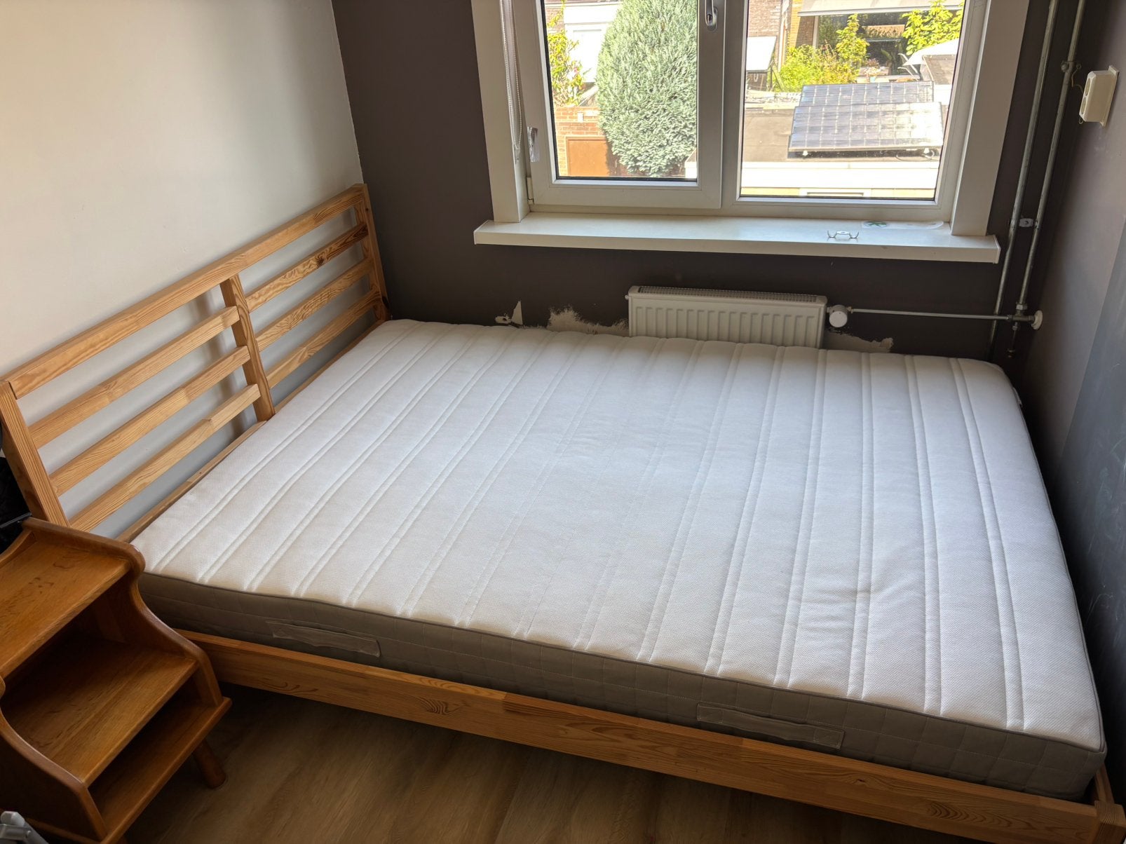 Houten tweepersoonsbed met lattenbodem, Ophalen, Bruin, Tweepersoons, 140 cm