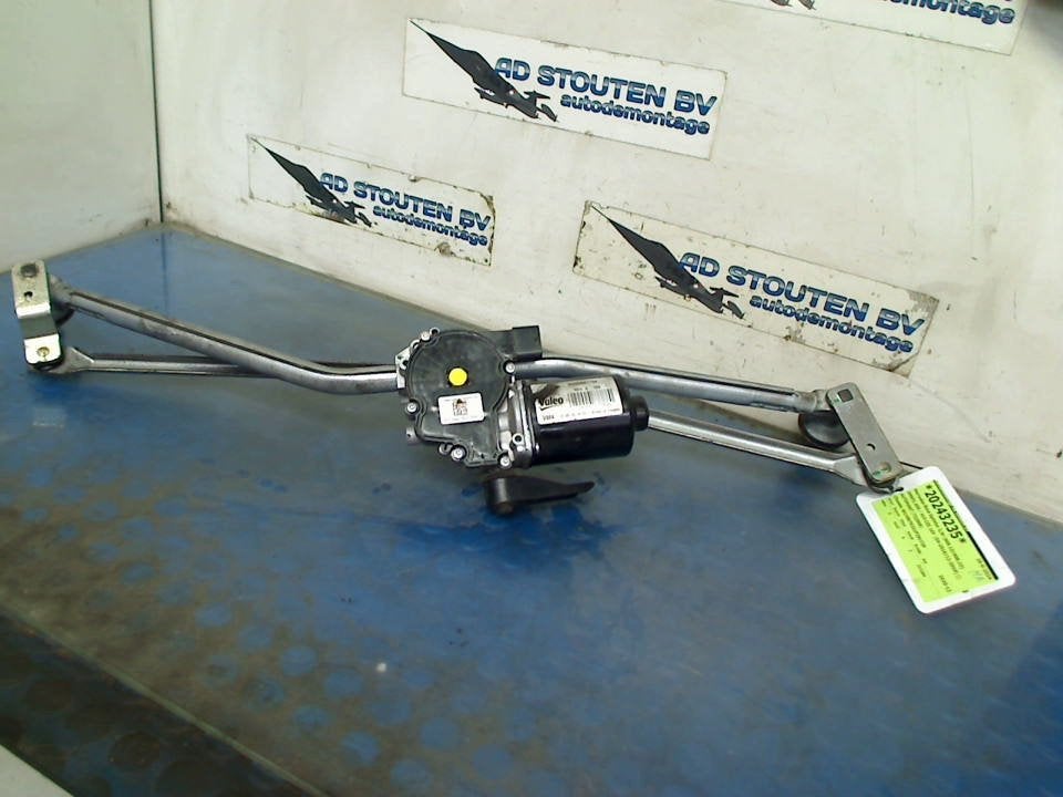 Ruitenwisser Mech + Motor VOOR Sprinter 3,5t (906.13/906.23), Gebruikt, Mercedes-Benz AG, Mercedes-Benz, Mercedesstraße 120, Stuttgart 70372, , Duitsland
