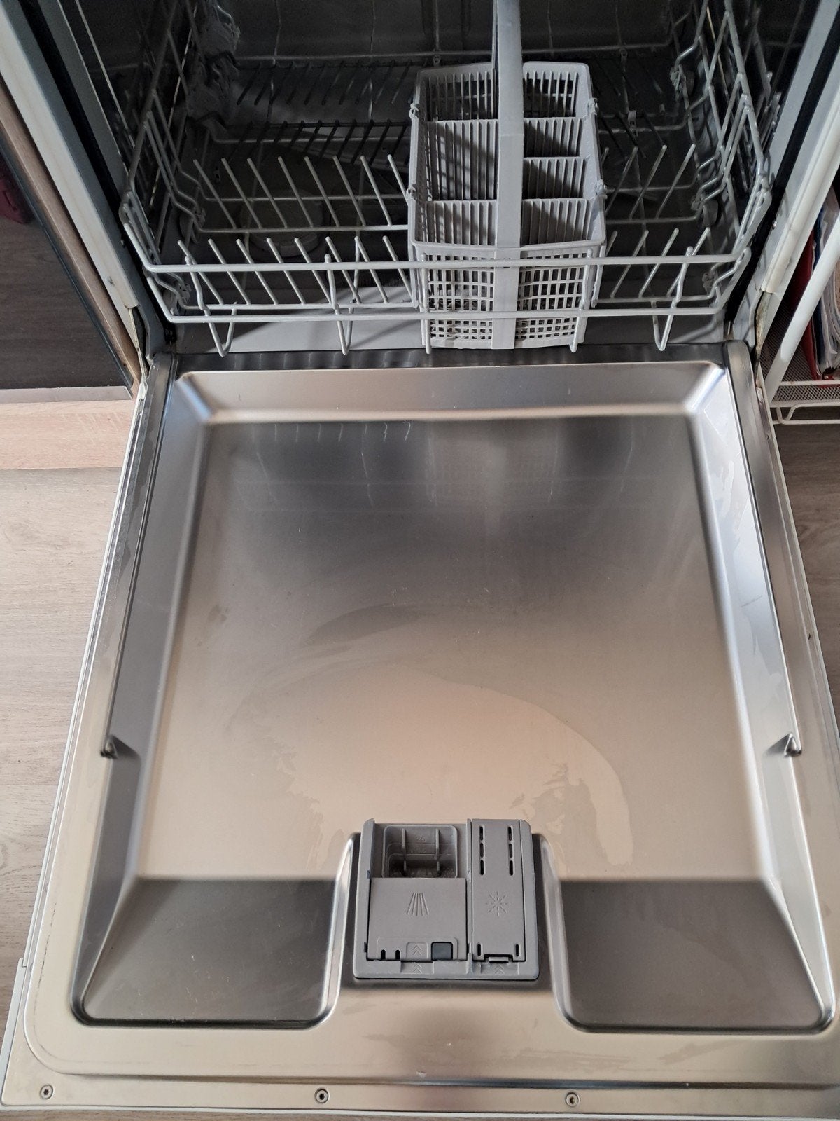 Bosch vaatwasser bieden vanaf 200,00, Witgoed en Apparatuur, Vaatwasmachines, Ophalen, Gebruikt, 60 cm of meer, 85 tot 90 cm