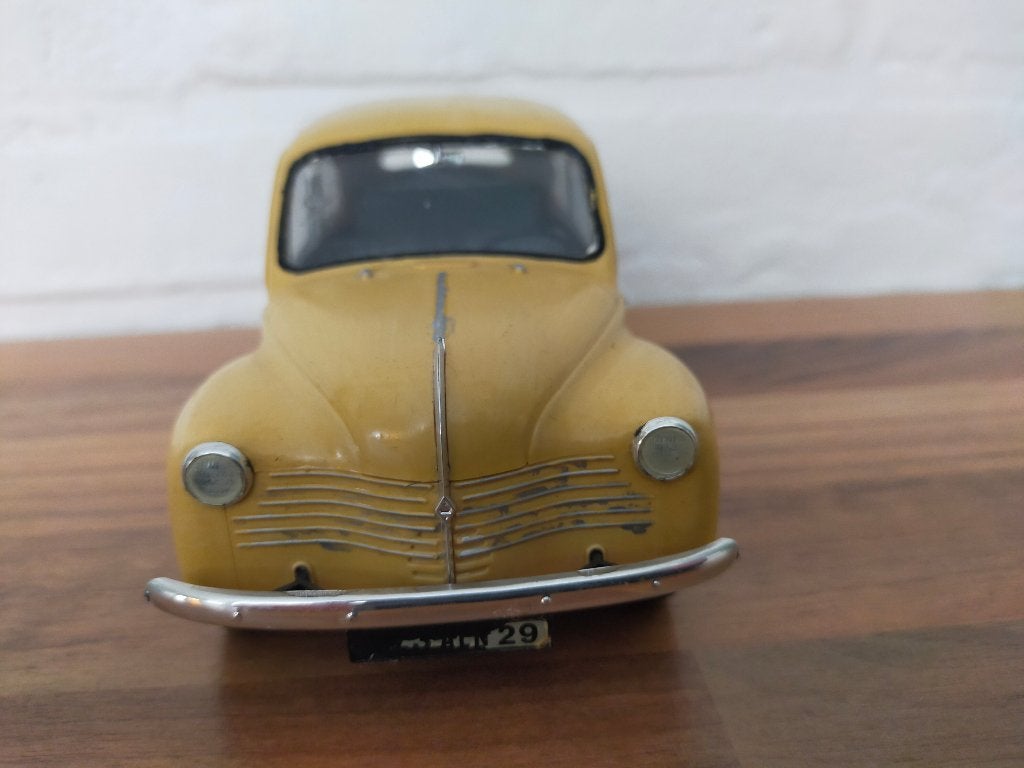 Renault 4 cv, Overige merken, Gebruikt, Auto, 1:32 tot 1:50