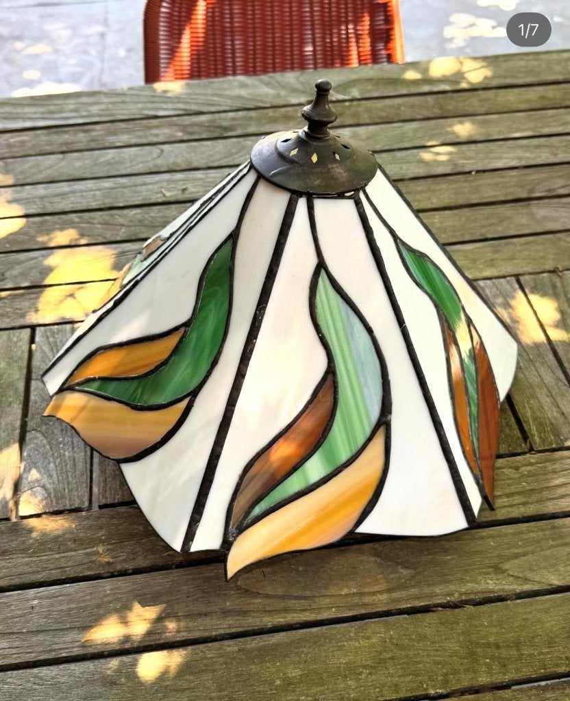 Tiffany lampenkap, Ophalen, Zo goed als nieuw, Rond, Glas