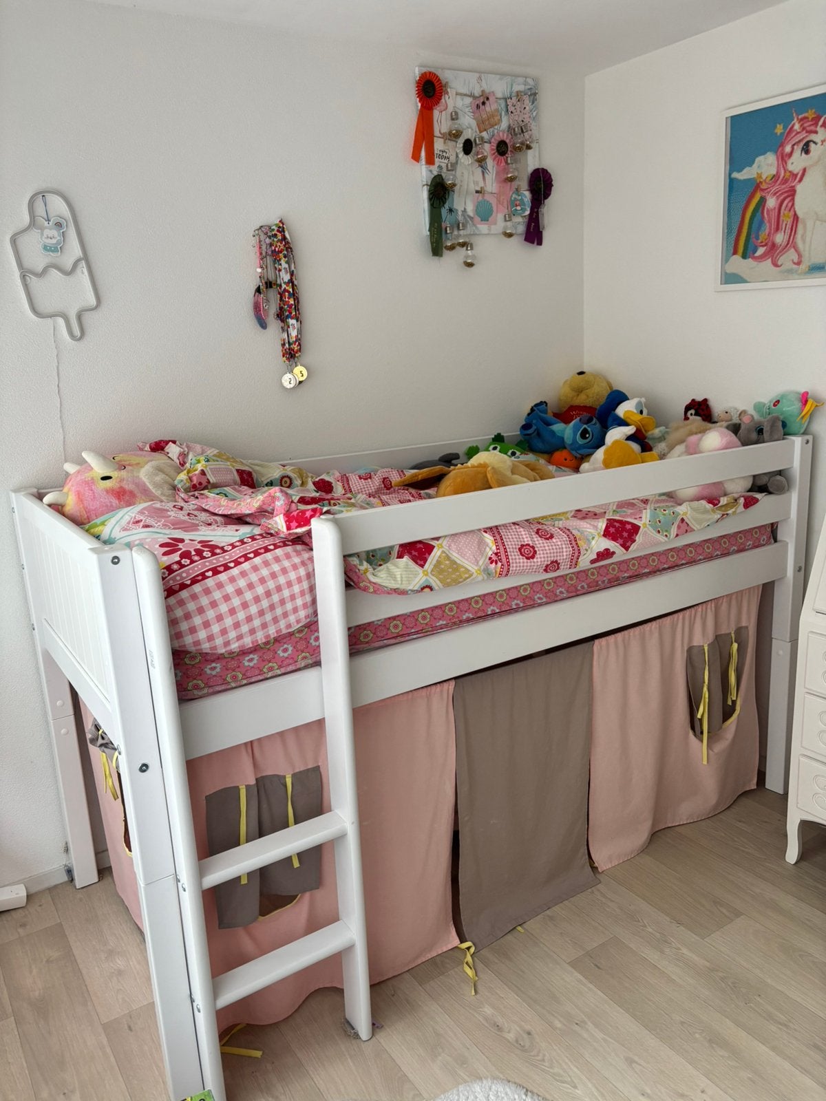 Half hoog slaper, Ophalen, Zo goed als nieuw, Halfhoogslaper
