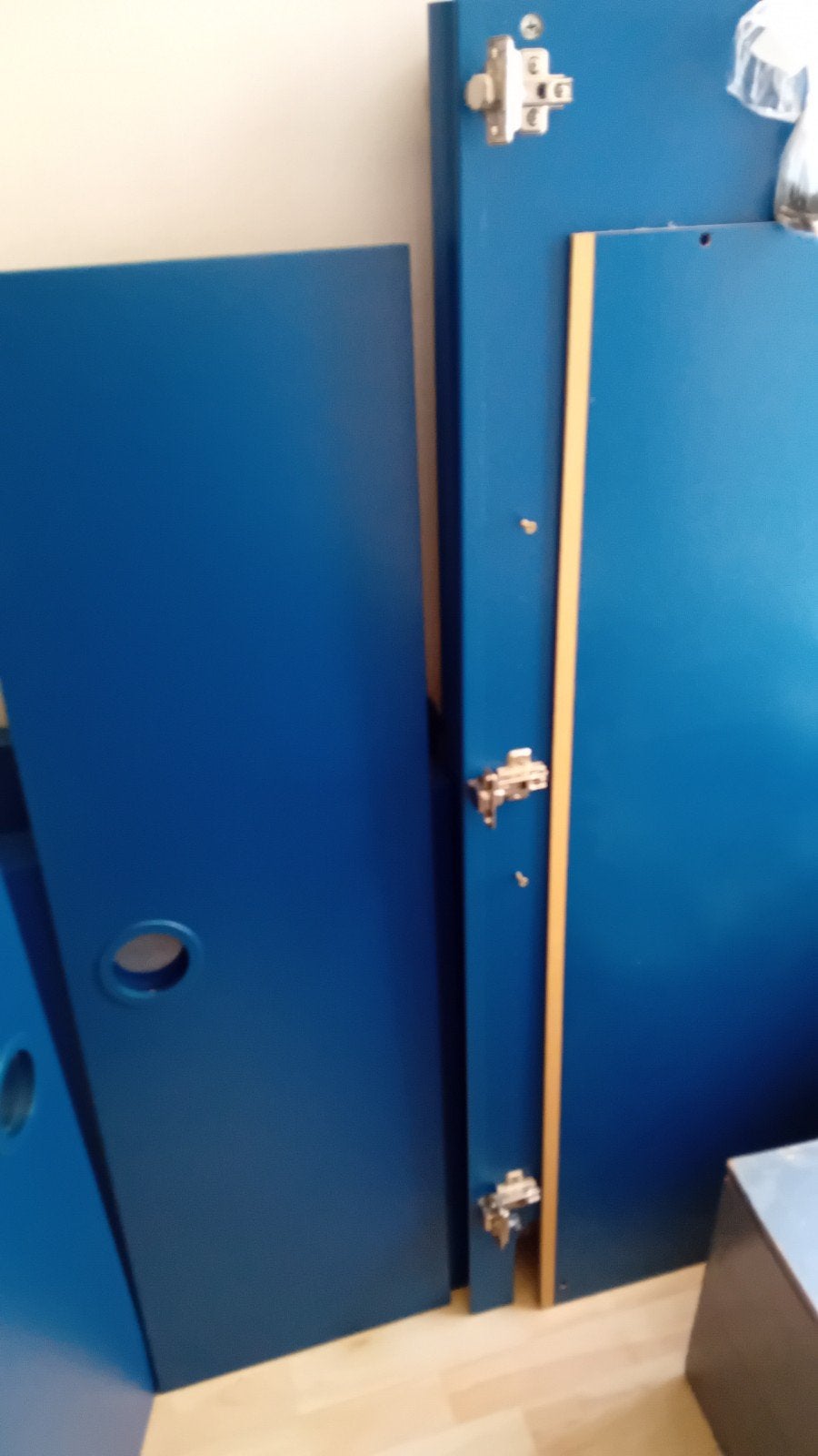 Ikea busunge kledingkast., Ophalen, Zo goed als nieuw, Kast