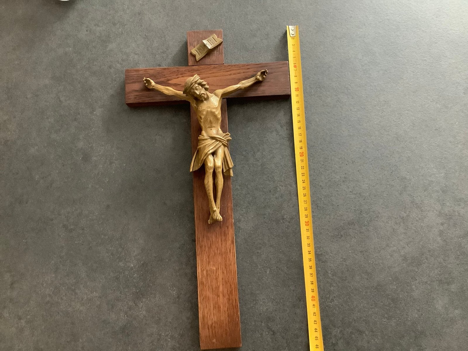 Houten kruisbeeld met Christusfiguur - Vintage, Ophalen of Verzenden