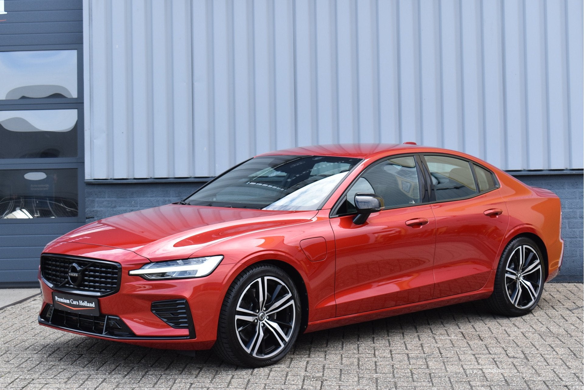 Volvo S60 2.0 T6 AWD Twin Engine R-Design Navi Leder Full Le, Auto's, Volvo, Automaat, Dealer onderhouden, Gebruikt, Euro 6